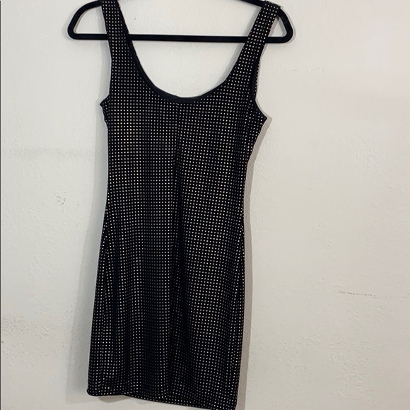 Black and gold slip on dress - Picture 2 of 3